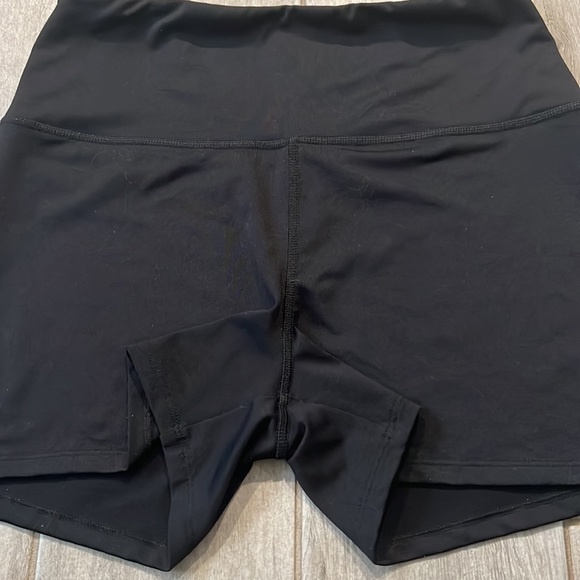 Pink Spandex Shorts - Picture 5 of 5